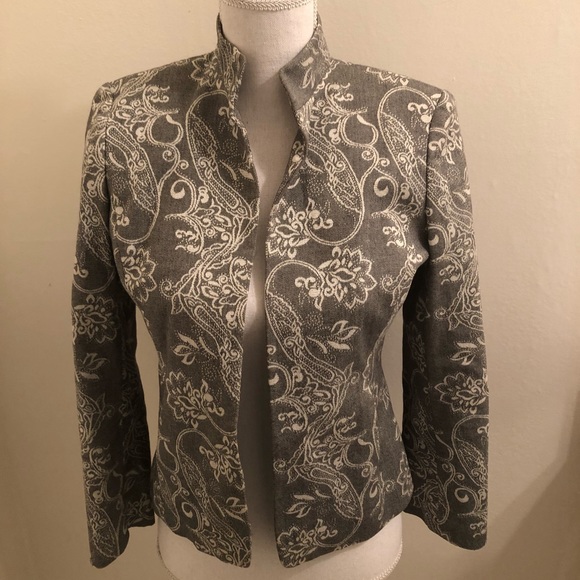 Liz Claiborne Jackets & Blazers - Studio by Liz Claiborne Buttonless Blazer